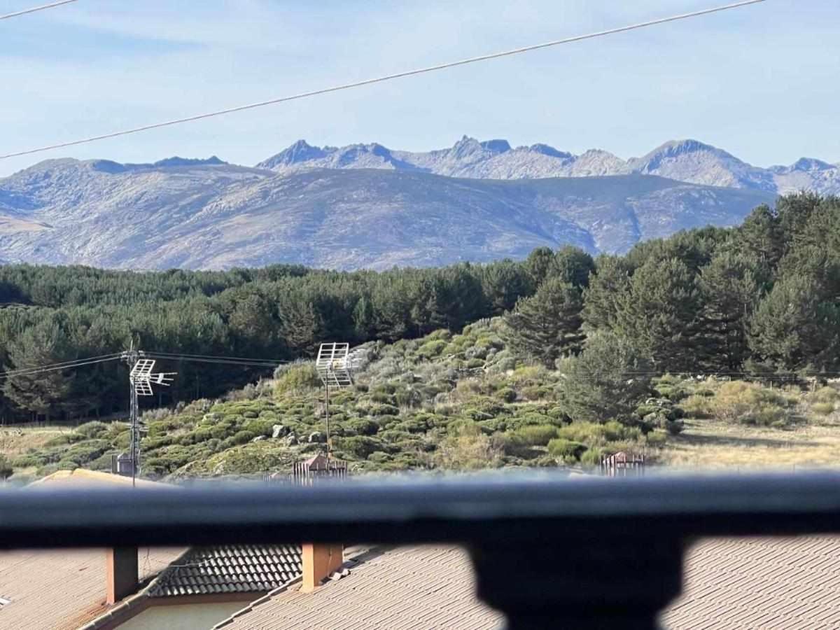La Nava De Gredos Acogedor Piso Con Vistas Apartment Navarredonda de Gredos Ngoại thất bức ảnh